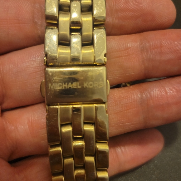 Michael Kors watch - Picture 4 of 8